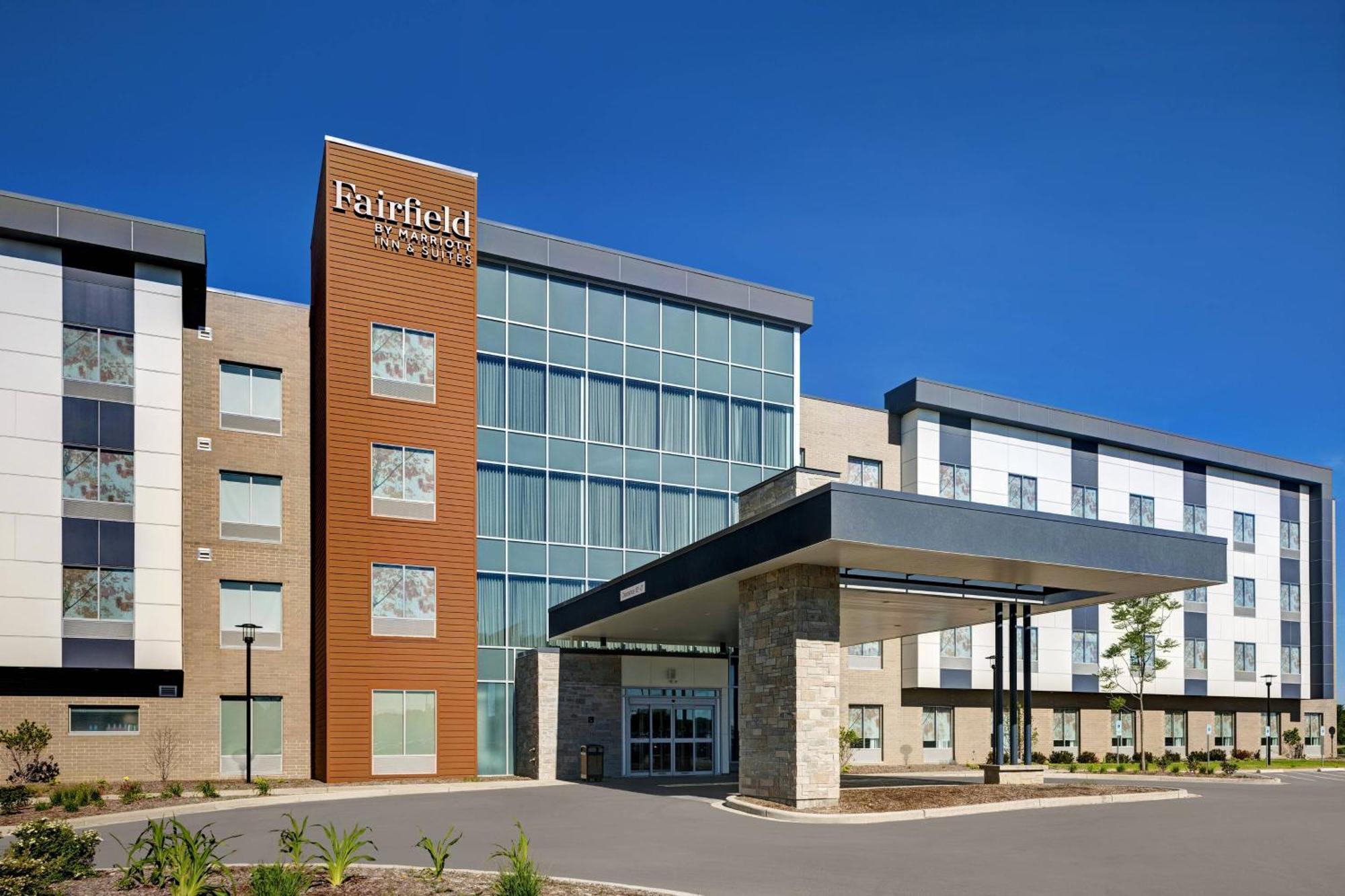 Fairfield Inn & Suites By Marriott Milwaukee Brookfield Extérieur photo